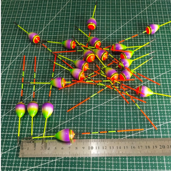 Pelampung pancing anti badai bahan kayu panjang 18 cm