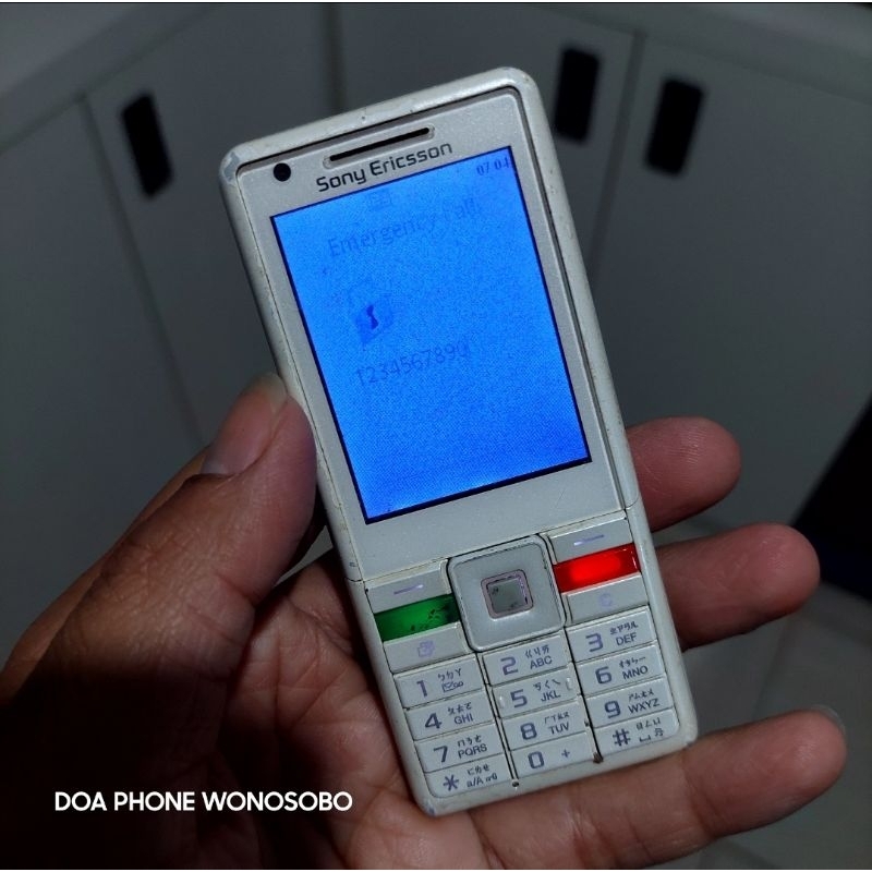 SONY ERICSSON J105i BAHAN