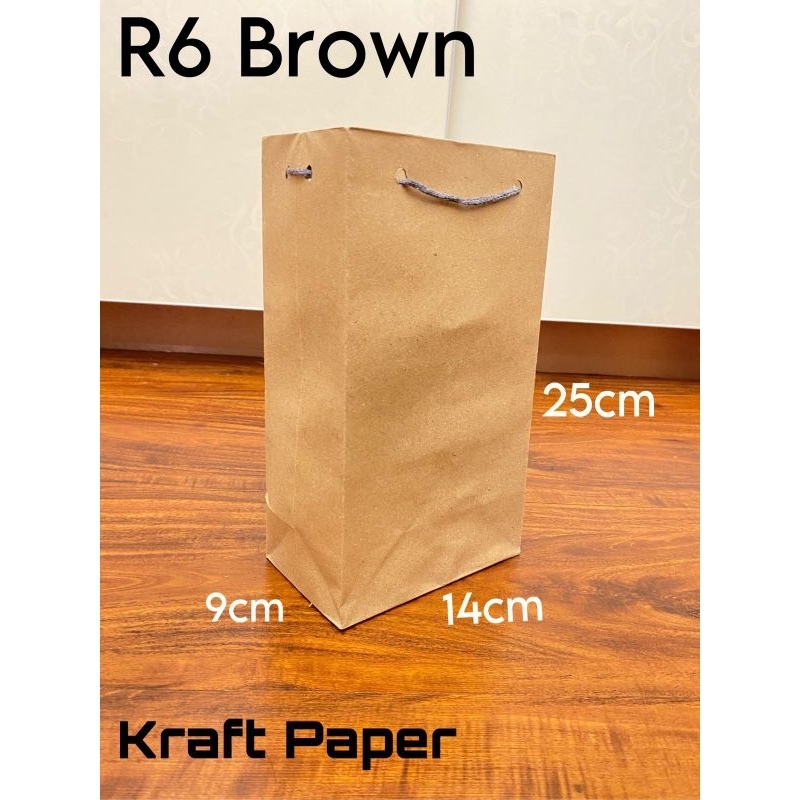 

PAPERBAG COKLAT POLOS UK BOTOL 14X9X25CM / TAS KERTAS COKLAT POLOS / TAS KERTAS POLOS / GOODIEBAG POLOS / PAPERBAG BOTOL COKLAT / PAPERBAG POLOS