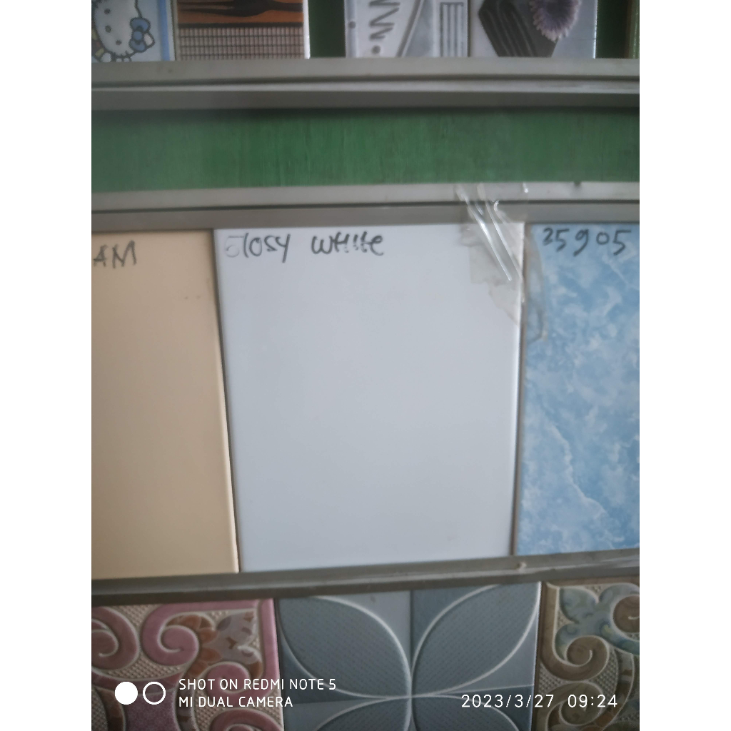 keramik dinding ukuran 20x25 Mulia tile