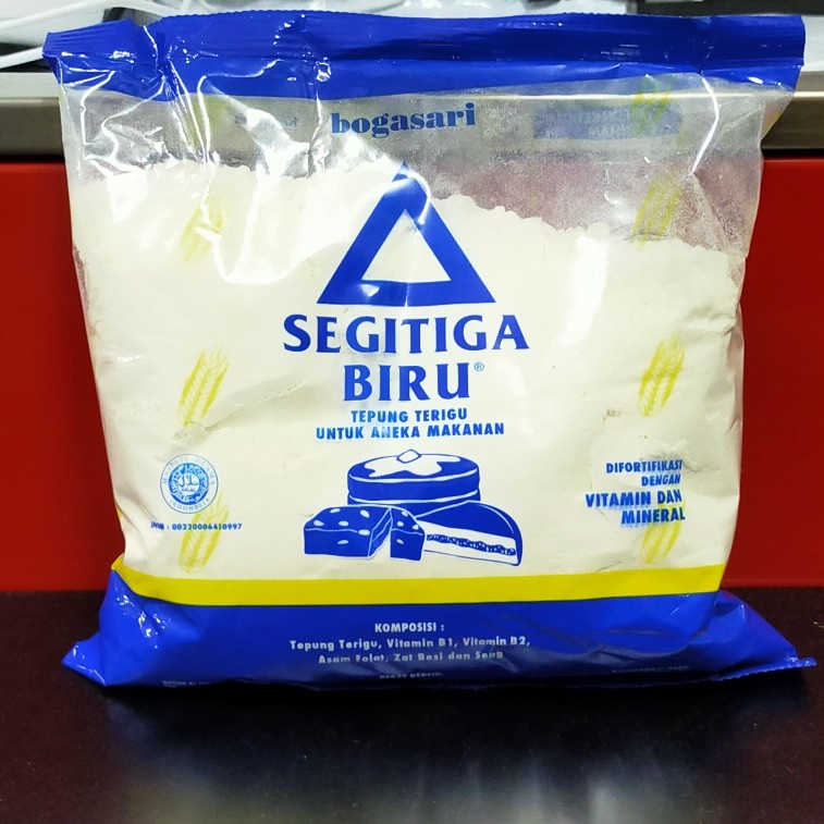 

Tepung Terigu Segitiga Biru 500gr Halal