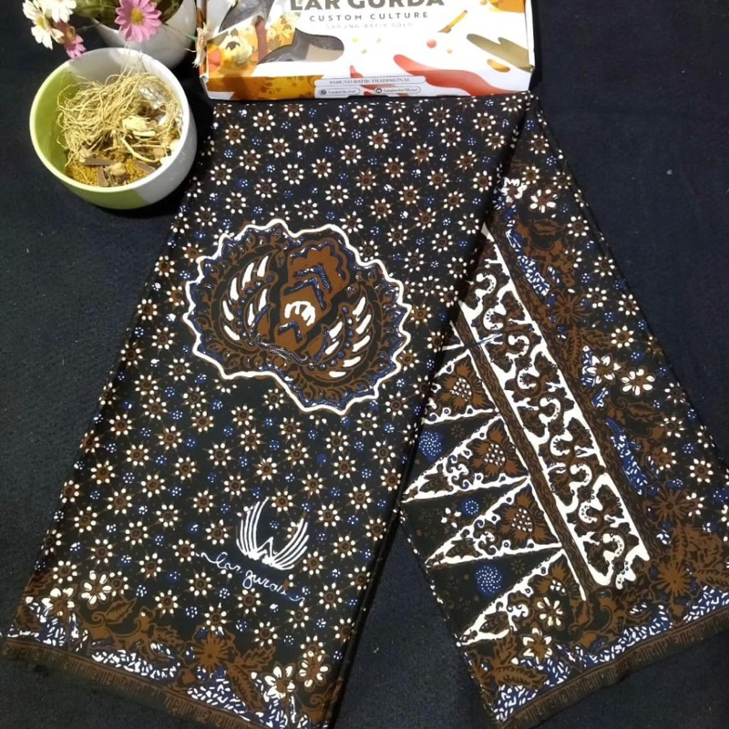 Sarung Lar Gurda Batik Series Kesikan Warna Sarung Batik Lar Gurda