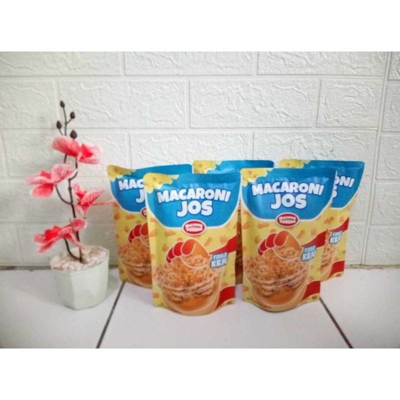 

Macjos Macaroni Goreng Rasa Keju