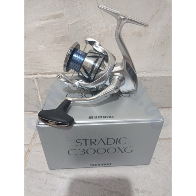 Reel Shimano Stradic FM C3000XG 2023