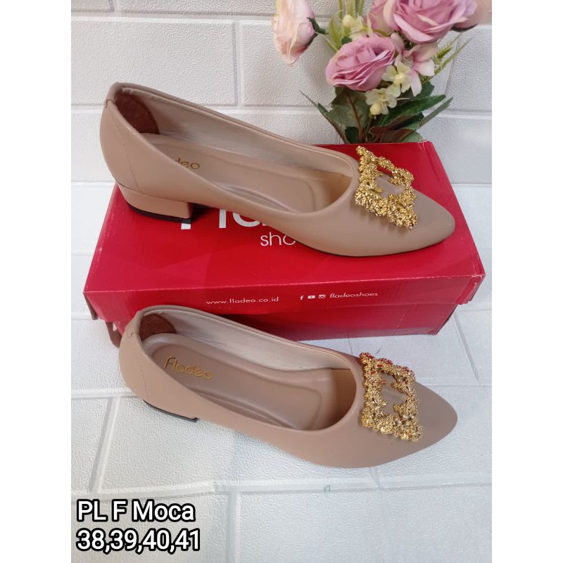 sepatu kerja wanita merk fladeo
