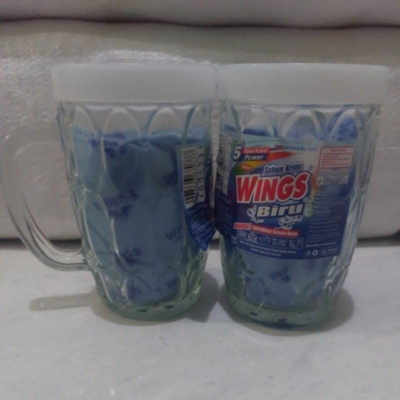 sabun krim WINGS biru free gelas harga terjangkau