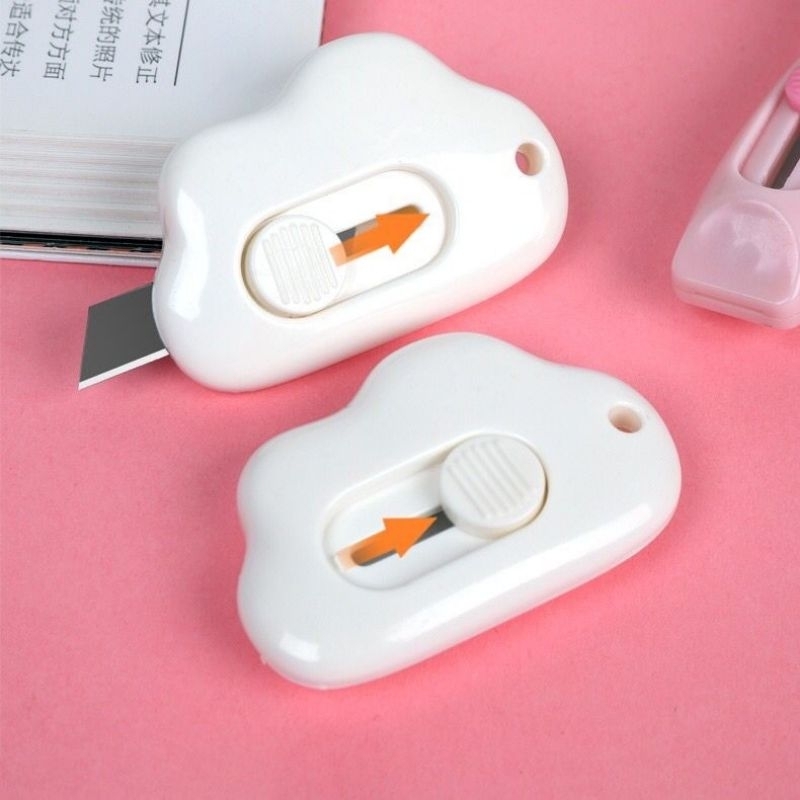 

Cutter Mini Silet Kecil Pisau Pembuka Paket Pemotong Kertas Lucu Bentuk Awan Portable Warna Warni