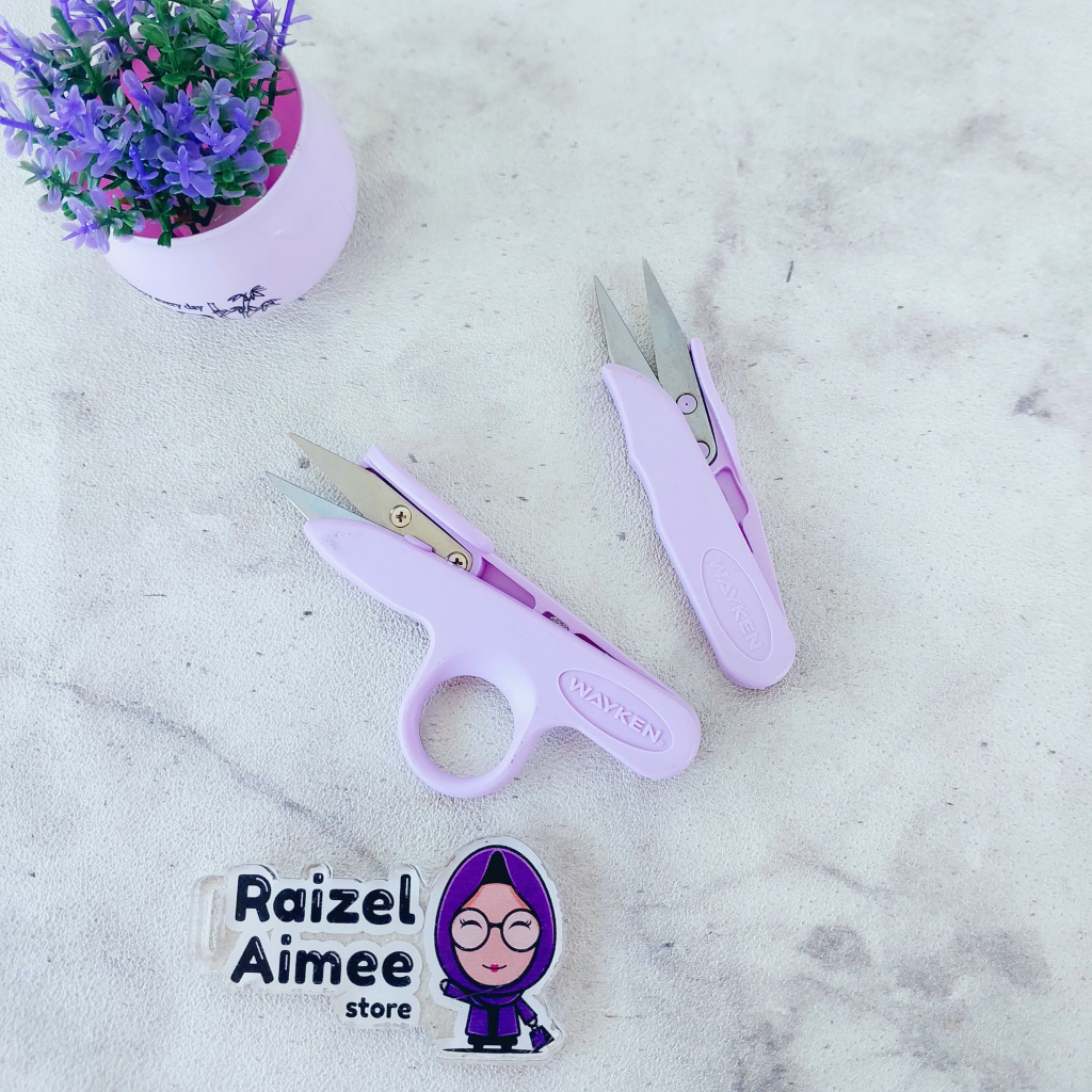 

GUNTING JAHIT UNGU LILAC