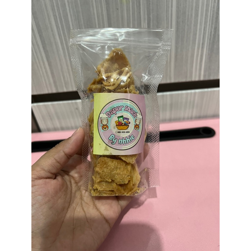 

CEMILAN KERIPIK BAWANG GURIH RENYAH KEMASAN 50 GRAM