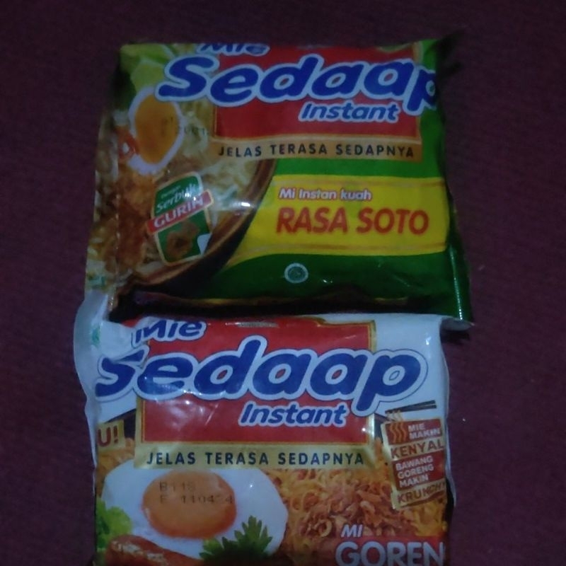 

kardus gratis mix mie sedap goreng dan soto 10pcs