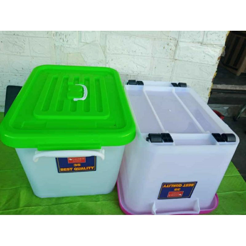 Box Container 35 Liter Merk Gajah