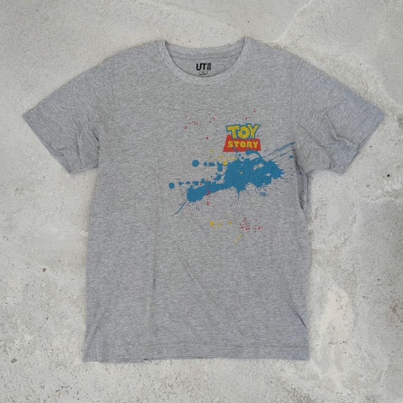 Kaos Uniqlo X Toy Story Second