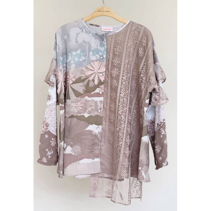 ria miranda collete top