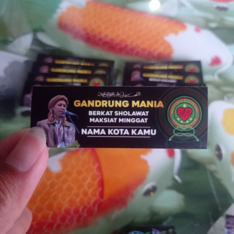 

(Minimal Order 10 pcs) Stiker Gandrung Mania Background Hitam Polos Vynil/Hologram, Tahan Air, Tahan Lama