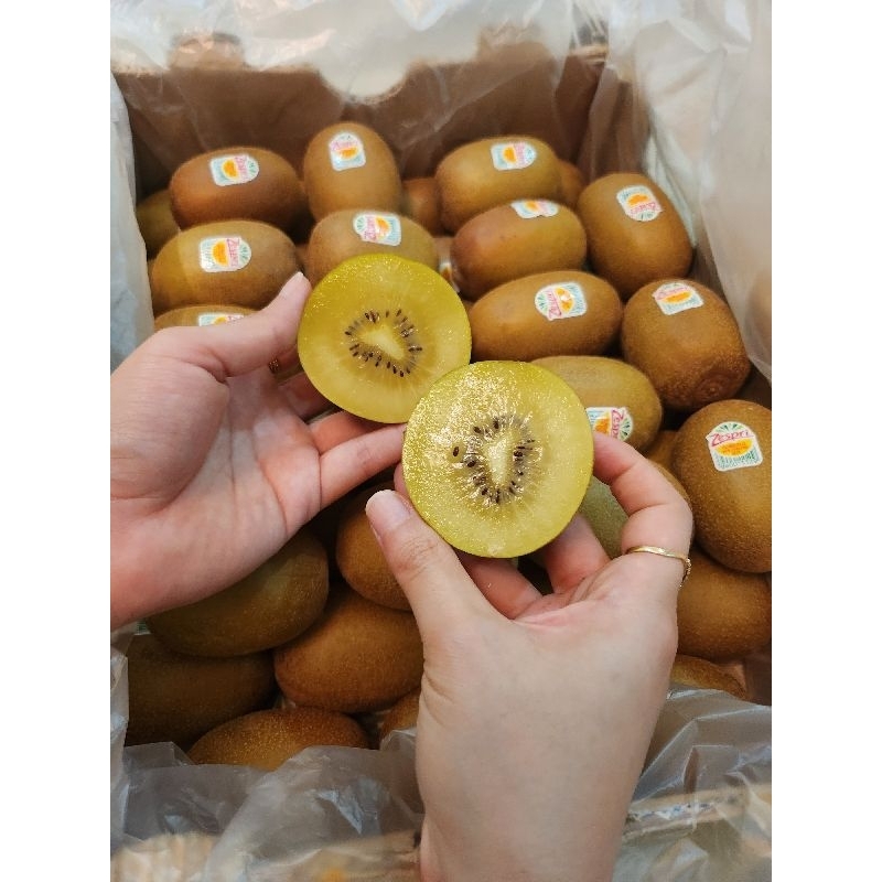 

Kiwi Golden Import (1 Kg) TERMURAH!!!