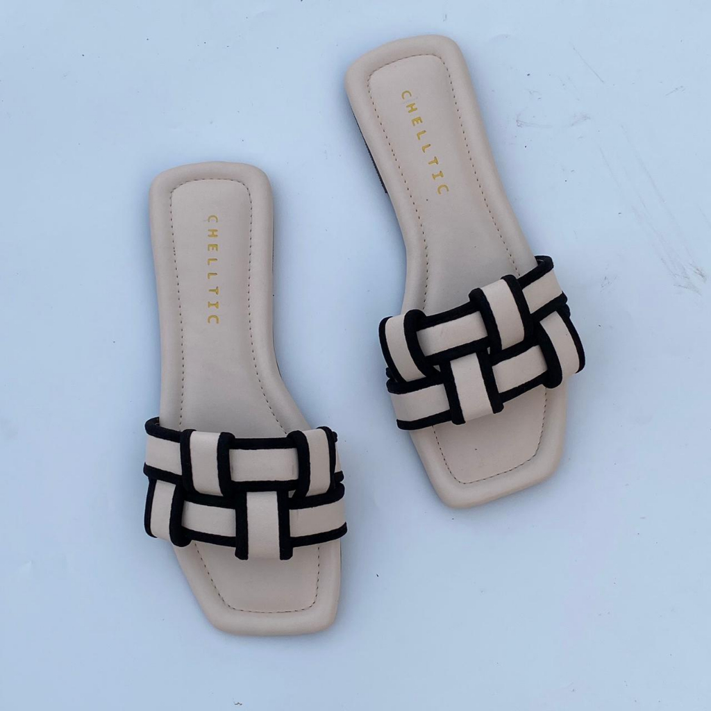GALAXY Sandal Selop Flat Teplek Wanita Terbaru|Sendal Rumah Casual|Selop Slip On Cewek Motif Anyam  Trendy Nyaman Modis Dan Elegan-Cream