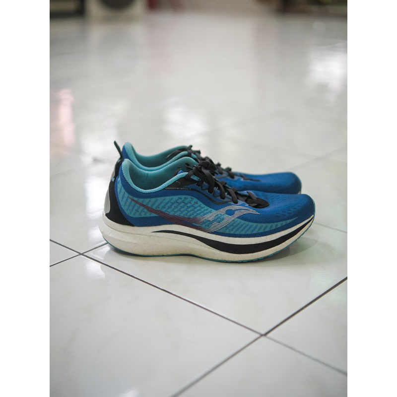 saucony endorphin speed 2