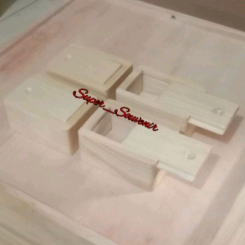 Kotak Tutup Geser / Sliding Wooden Box