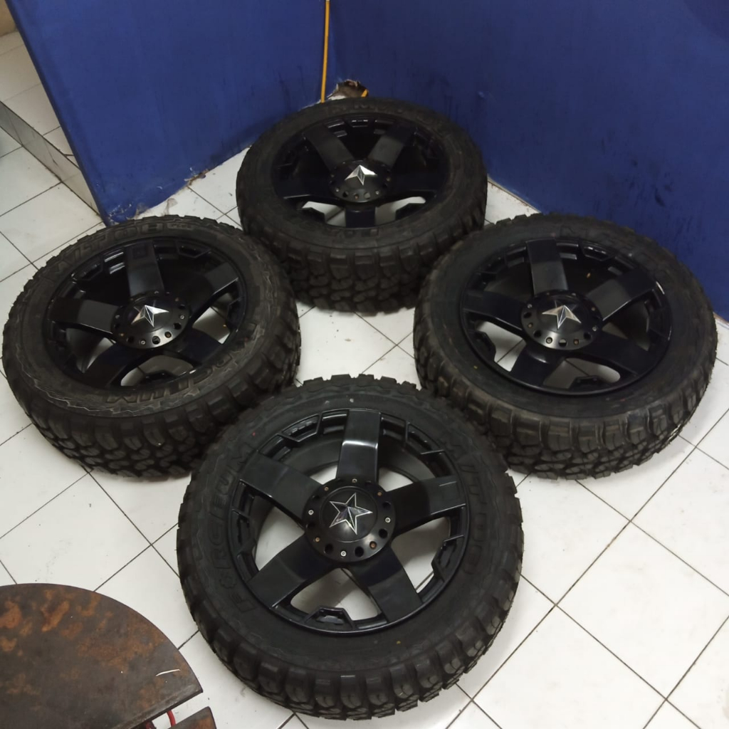 velg mobil murah pajero fortuner everes type rockstar ring 20 pcd 6x139 plus ban