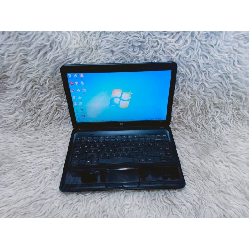 Laptop HP 1000 Ram 8gb SSD 256gb AMD E1  Siap pakai Kencenggggg