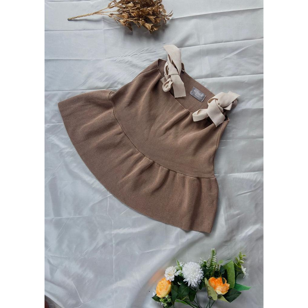 Atasan crop Brand Avenue Basic