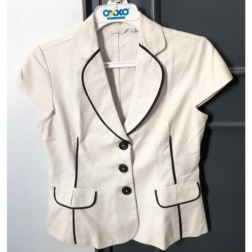 BLAZER PUTIH WANITA/KEMEJA BLAZER KANCING FITTED BODY