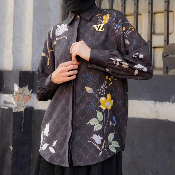 VZ Primrose top Black Exclusive Series