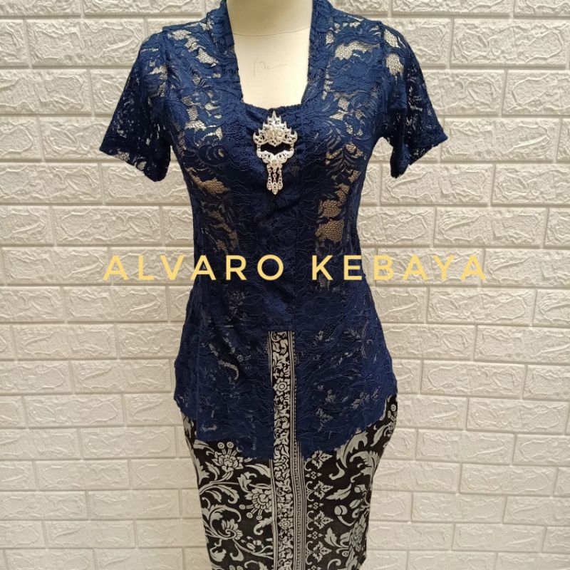 setelan kebaya brokat melar lengan pendek + bros + rok midi span pendek