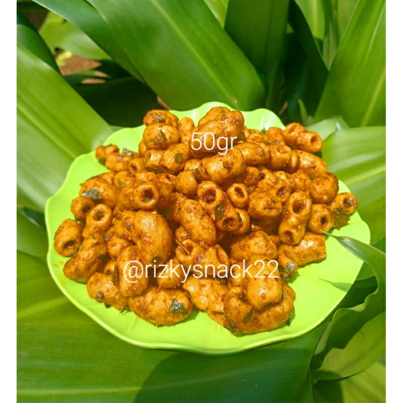 

MAKRONI BANTET(50gr) PEDAS DAUN JERUK