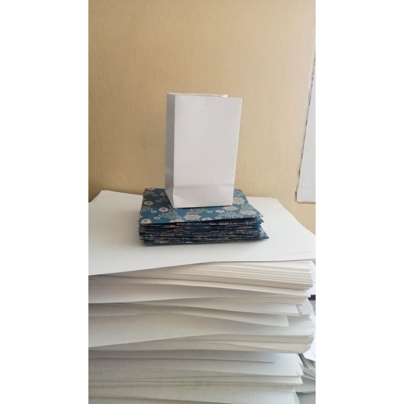 

paperbag putih/paperbag Custom/paperbag hitam/paperbag cetak/paperbag wafer