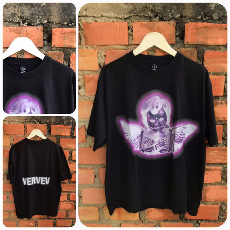 VERVEV BLACK T SHIRT “Kaos Pria Vervev Seken Ori, Size M setara L (Panjang 69cm Lebar 58cm)