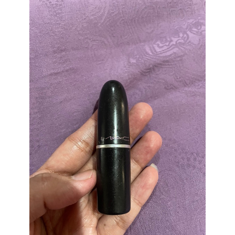 Preloved mac lipstik shade kinda sexy