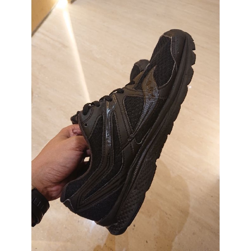 Link saucony size 44