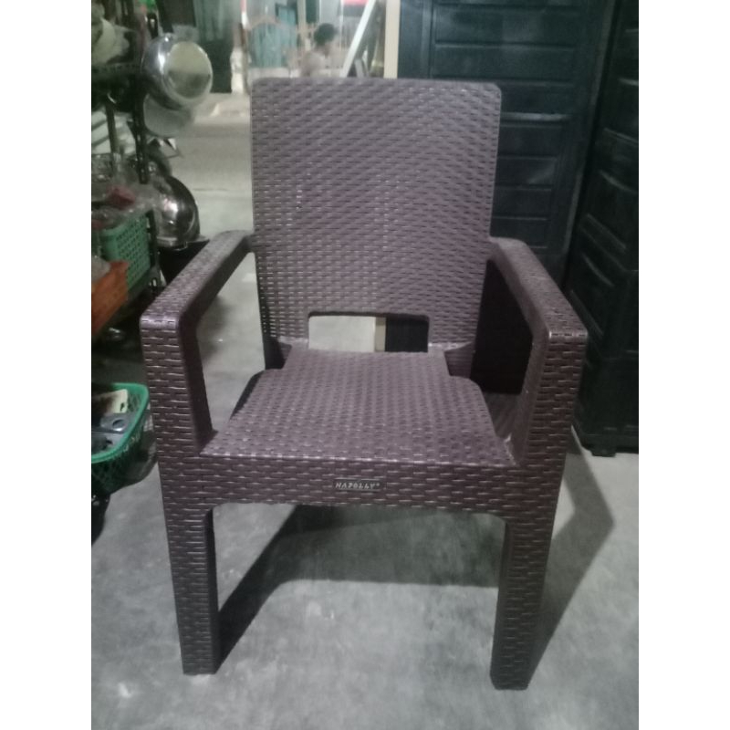 Kursi Plastik Napolly