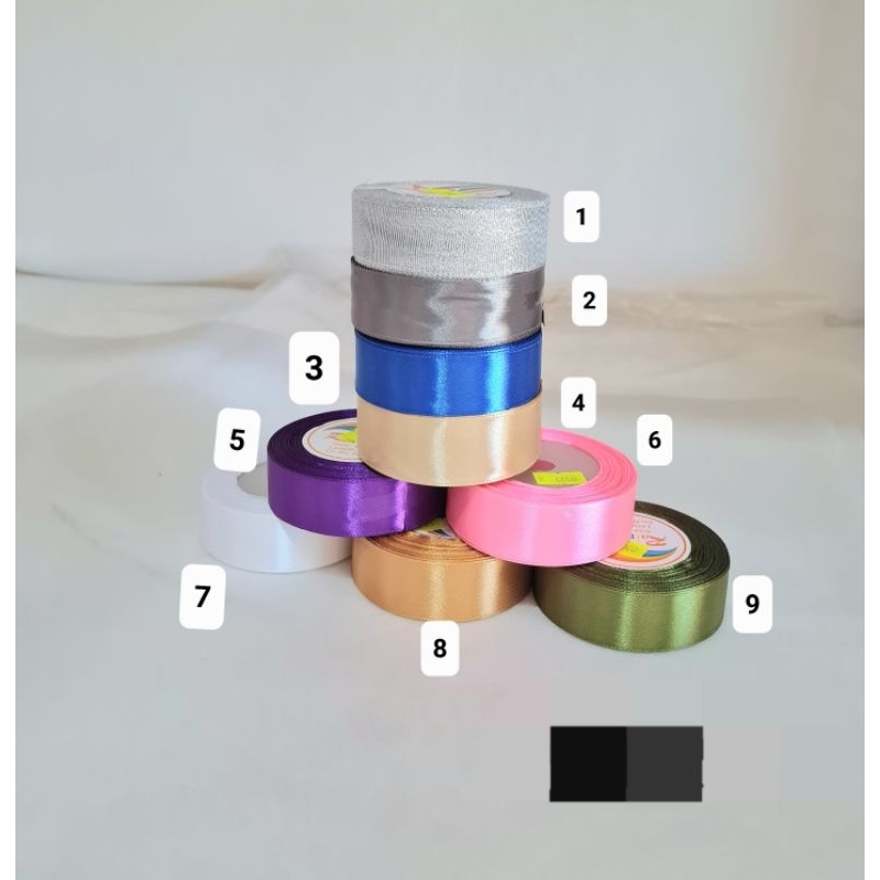 

Pita Kain Satin 1 Inc / Pita Gulungan / Dekorasi Souvenir / Kado Hadiah Ukuran 2,5 cm