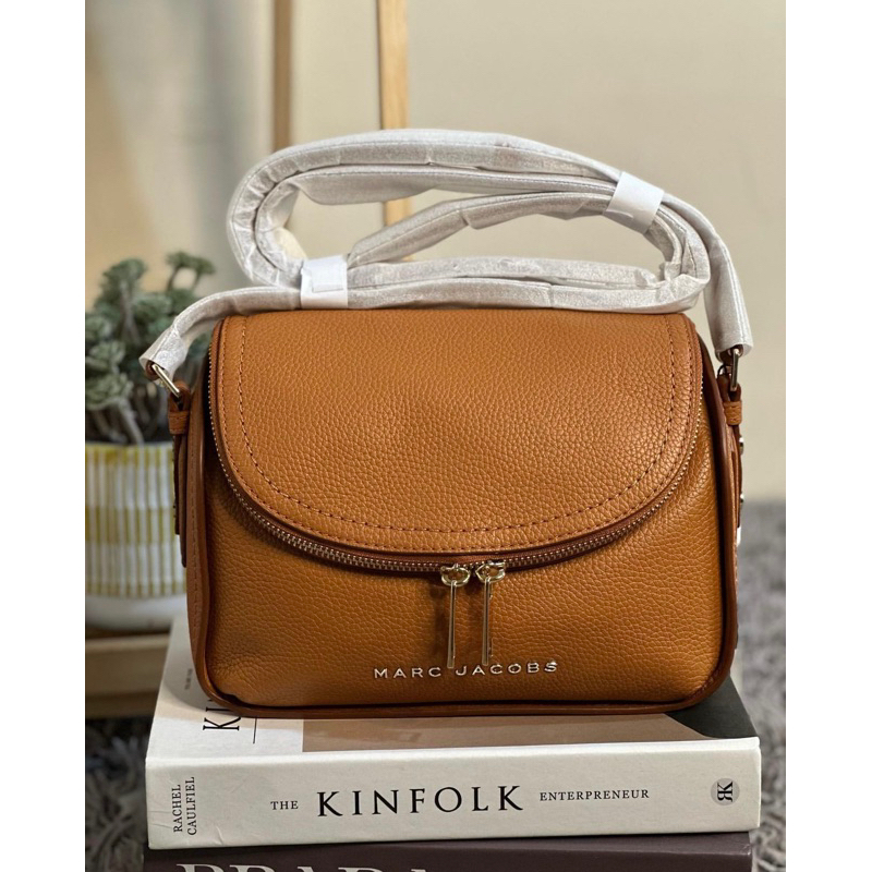 MJ groove mini smoked almond