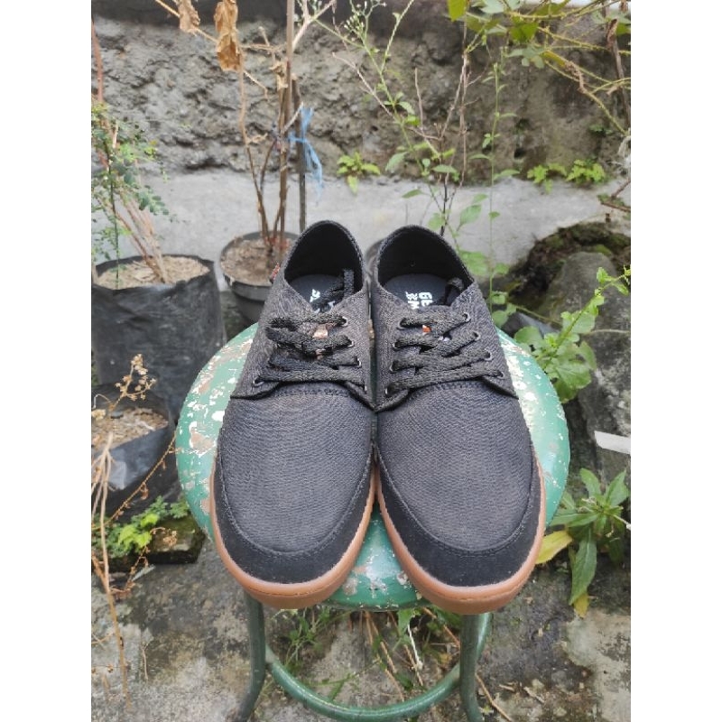 Geoff max authentic black gum size 43