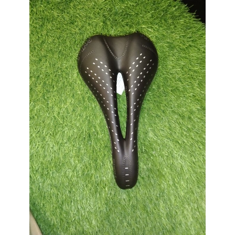 sadel Selle/sadel sepeda/Selle Italia/sadel murah