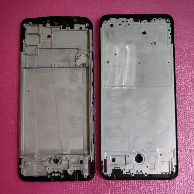 BEZZEL PREM LCD RENO 3