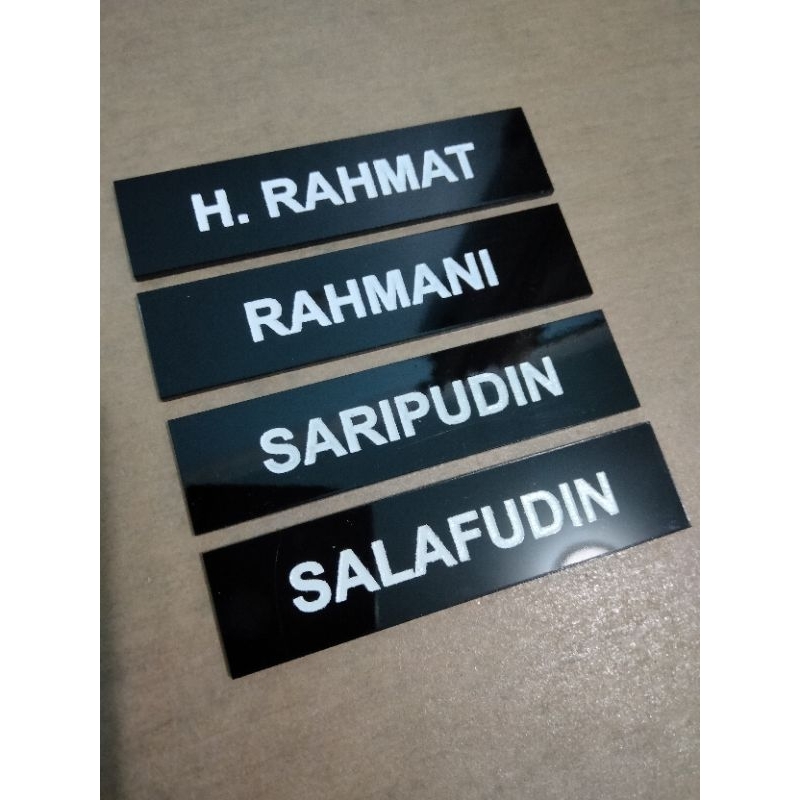 

Nama dada Name Tag Full Black Premium Doff dan Glossy