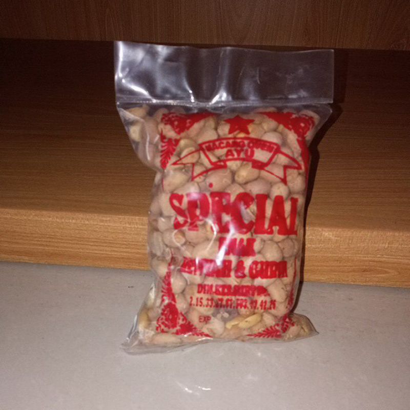 

KACANG OVEN GURIH DAN RENYAH