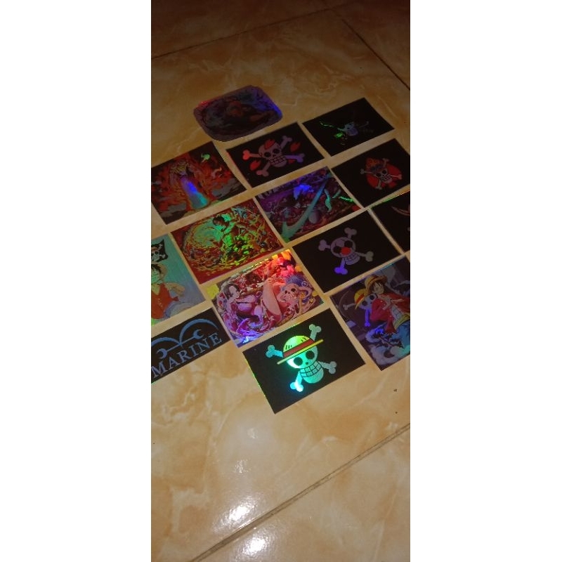 

Stiker hologram One piece lebar 7 cm READY