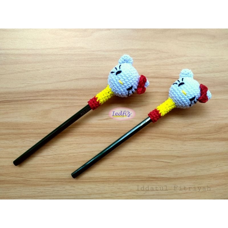 

Pencil Topper Hello Kitty Rajut