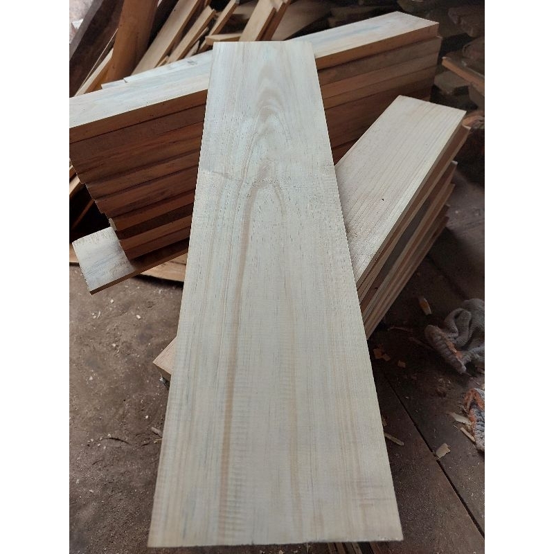papan kayu jati belanda sudah di serut halus bukan bekas palet