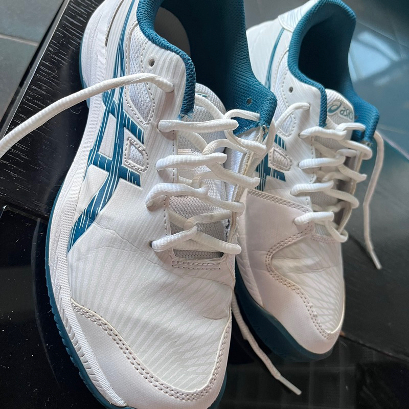 SEPATU TENIS WANITA ASICS 39,5