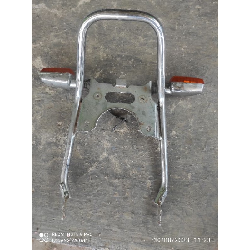 Behel atau pegangan belakang+Sen For yamaha RX KING barang second cabutan 100%Original