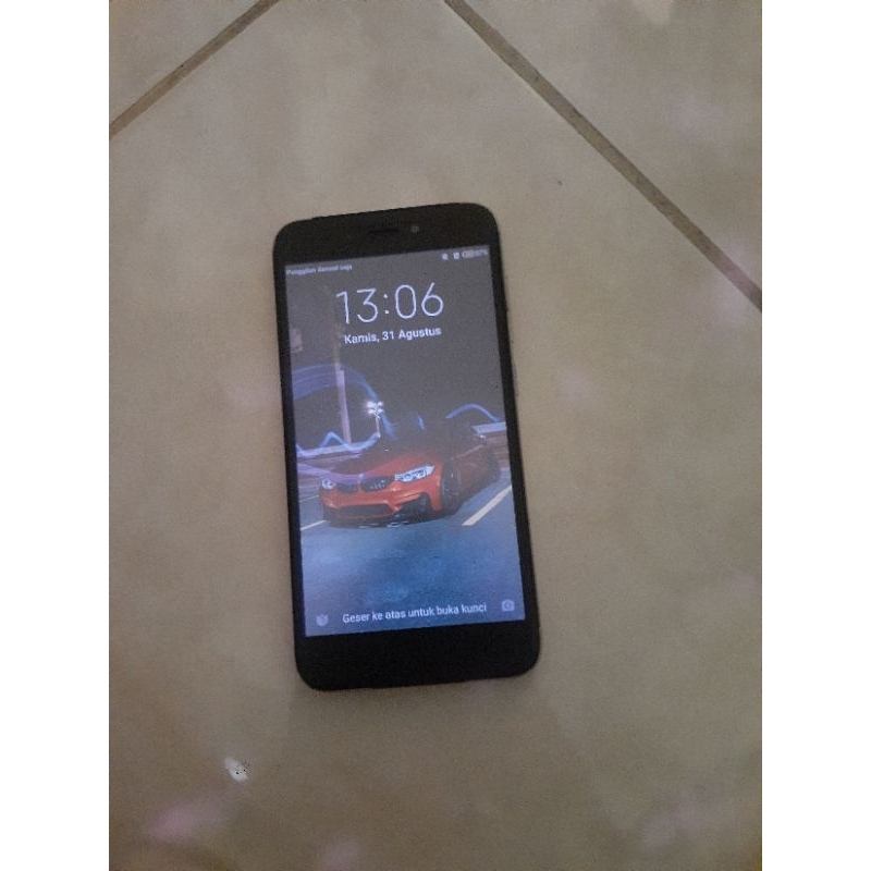 Handphone bekas Xiaomi Redmi 5a 3gb/32gb 4g lte
