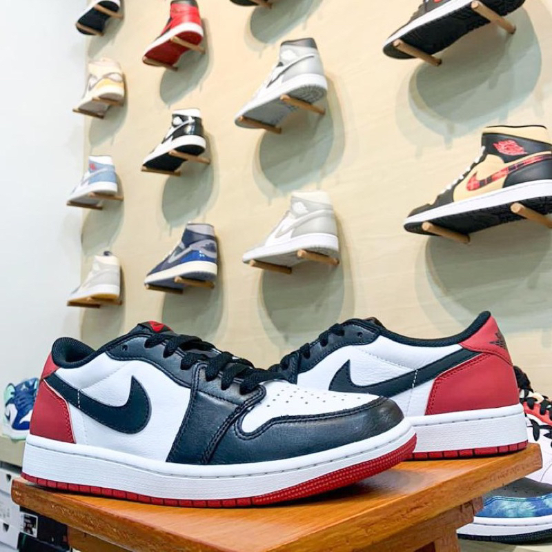 Air Jordan 1 Low OG Black Toe Original
