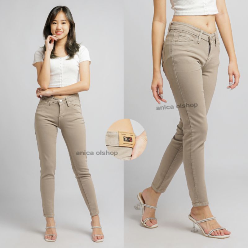 celana jeans wanita/celana skinny jeans wanita/celana jeans wanita kekinian