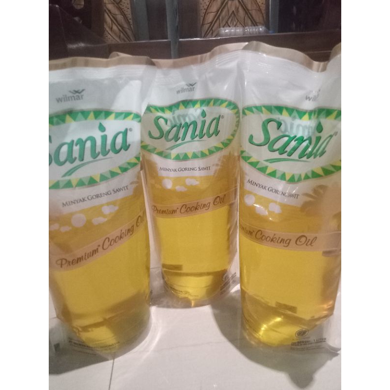 

Minyak goreng Sania 1 liter